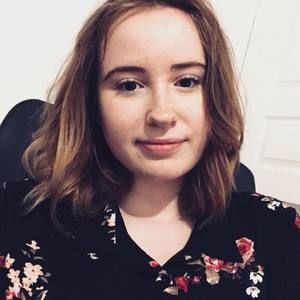 Meet your Posher, Chloe